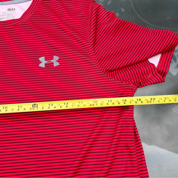 Under Armour Mens Heat Gear Compression Fitted Loose Shirt Red Stripe Size Small - Picture 5 of 6